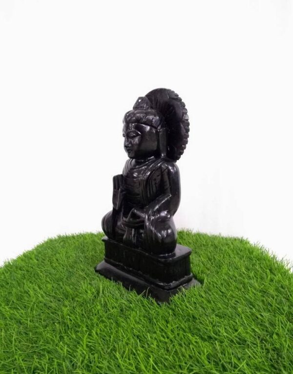 Black Buddha statue