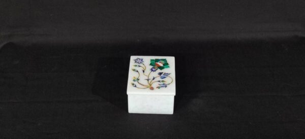 White Marble Inlay Ring Box Cum Jewelry Organizer Inlaid With Semi Precious Gemstones Well Decorated Floral Art Completely Hand Carved