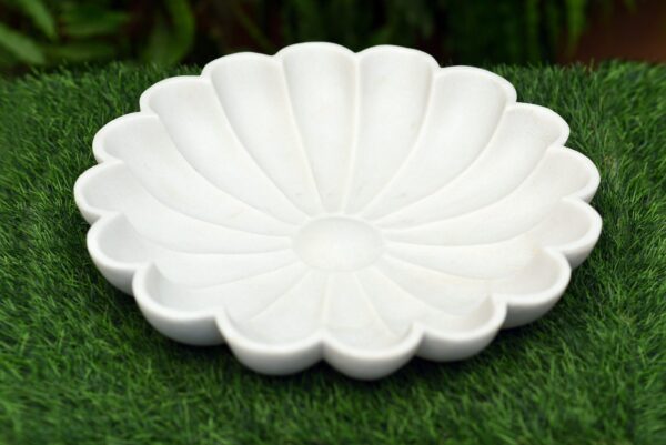 Decorative marble bowl