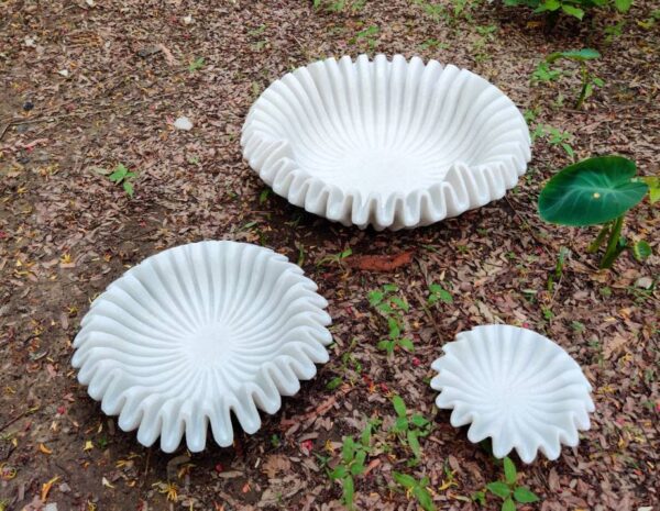 Set of 3 Ruffled Marble Bowls