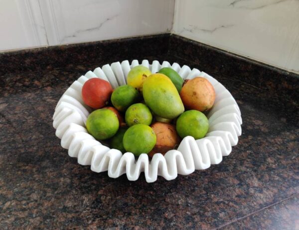 Set of 3 Ruffled Marble Bowls