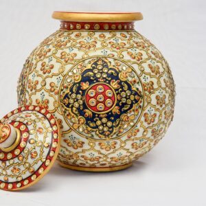 Decorative vase