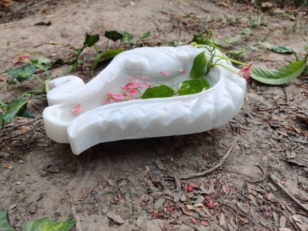 Decorative marble bowl