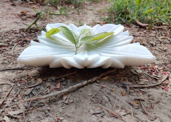 Decorative marble bowl