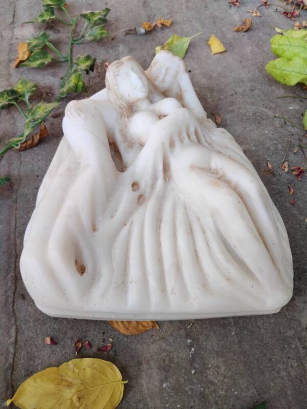 art object vintage ladies statue antique