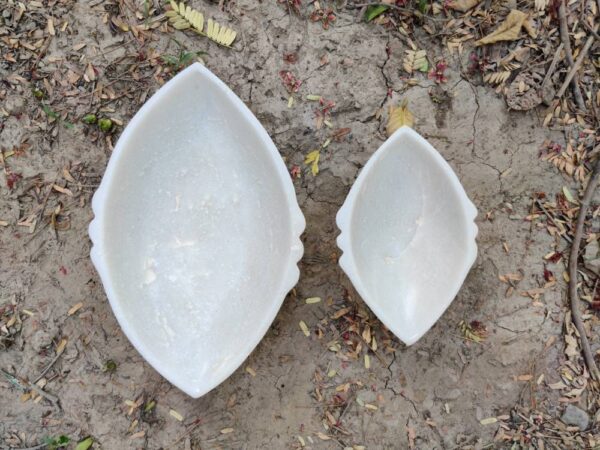 Boat shape Decorative vintage bowl