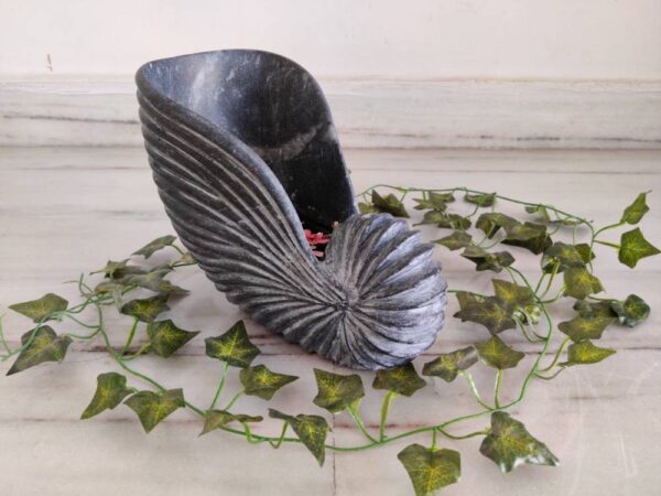 Natural black stone bowl