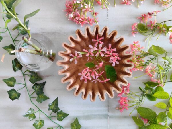 Matte finish natural ruffled Marble Bowl