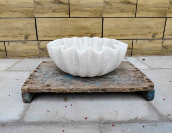 Jumbo Decorative Marble Scallop Bowl