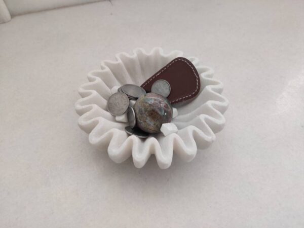 Ruffle Marble Flower Bowl