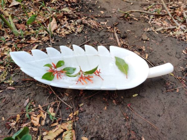 Leaf design marble hand carved bowl