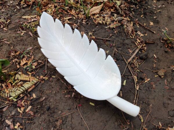 Leaf design marble hand carved bowl