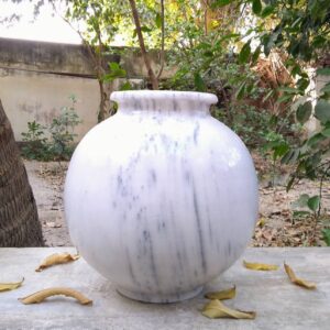 Decorative marble vases