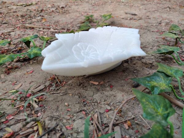 Decorative marble bowl