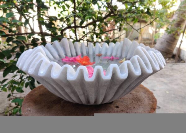 15 cm deep ruffled flower bowl decorative bowl